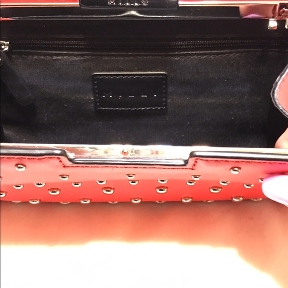 Milly Logan Stud Small Frame Clutch - Picture 5 of 6